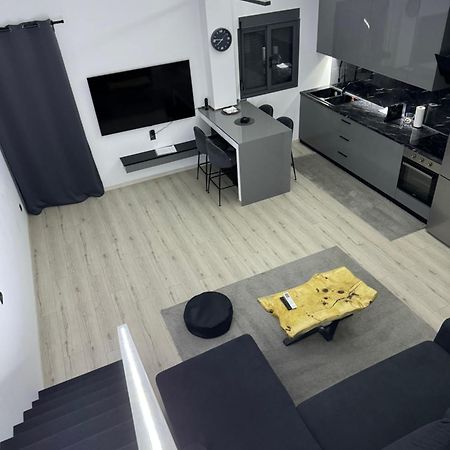 Raphael'S Suites Skg Tesalonika Bagian luar foto